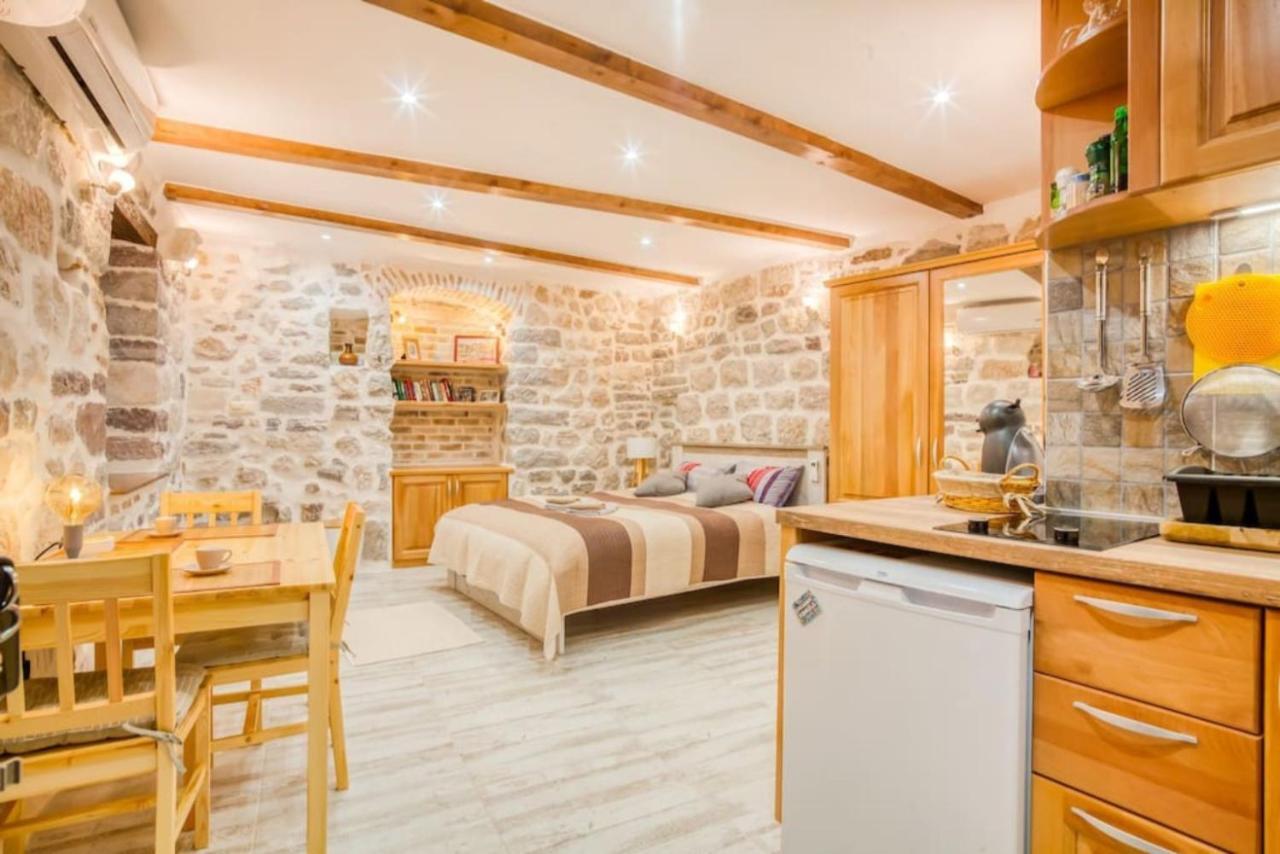 Kotor Bagus - Cozy Boutique Old Town Studio With Seaview Terrace Exterior foto