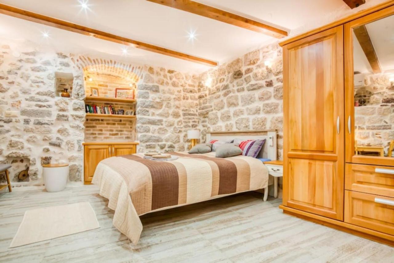 Kotor Bagus - Cozy Boutique Old Town Studio With Seaview Terrace Exterior foto
